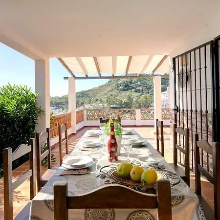Day Dreamer Villa